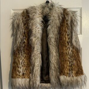 Chic Faux Fur Vest in Brown and Gray